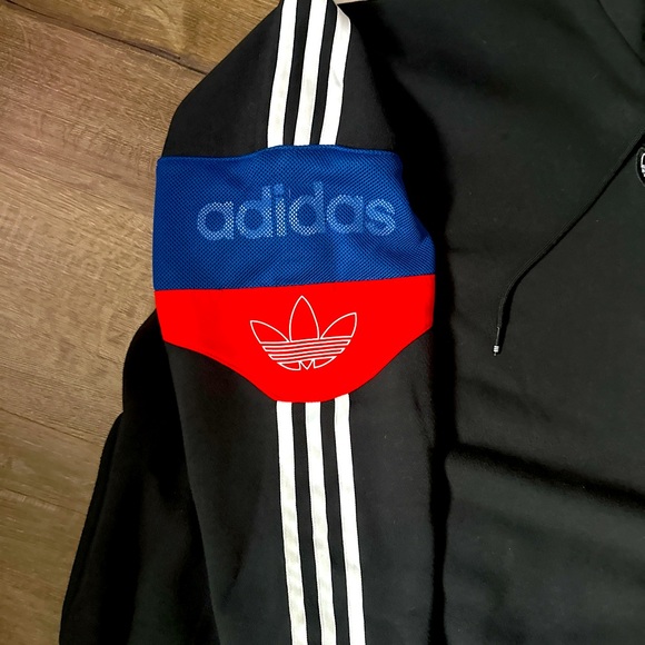 Adidas Center Logo Team Signature Trefoil Hoodie Size Large -Excellent Condition - Picture 2 of 4